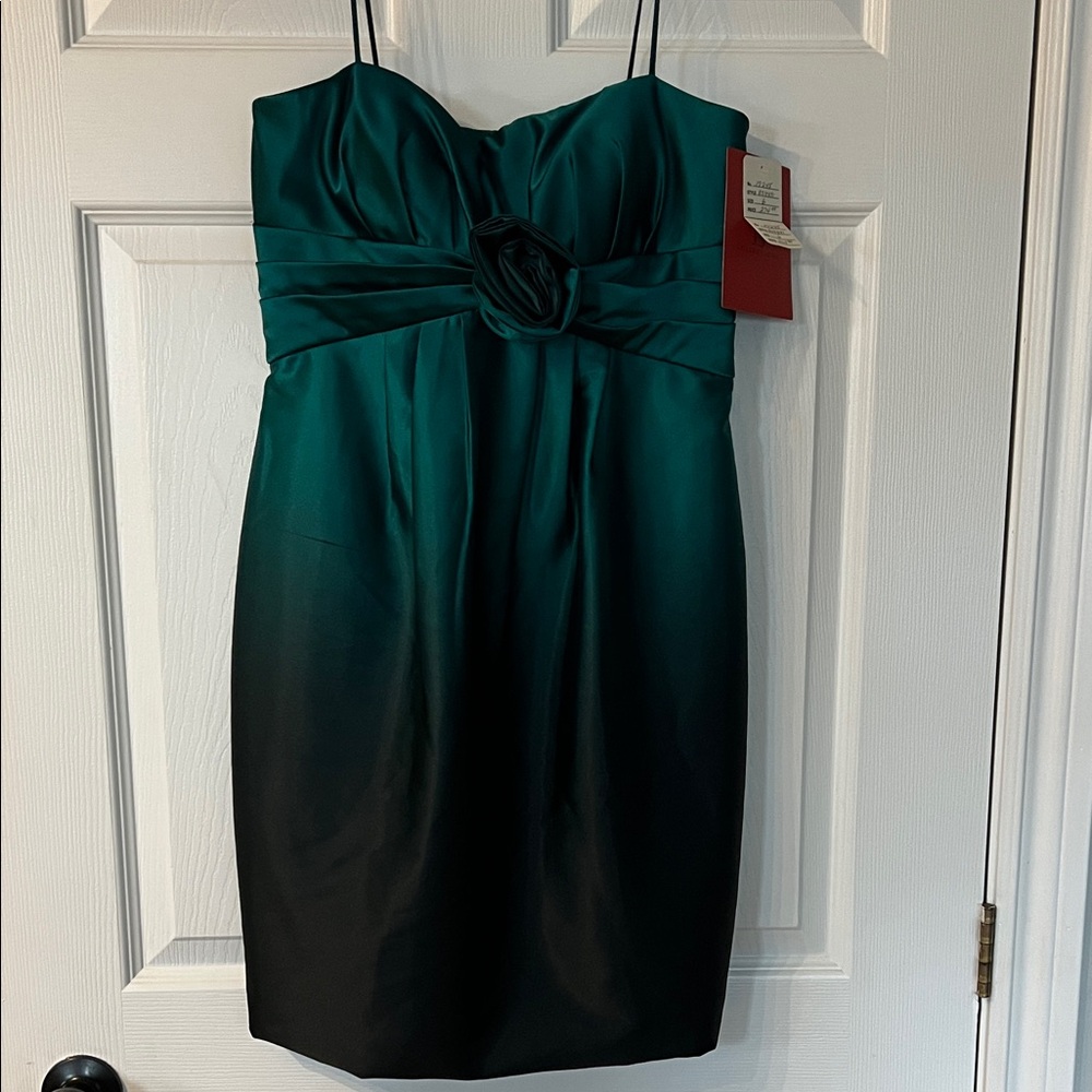 NWT - JS Collections Emerald and Black Strapless Dress - Picture 1 of 4